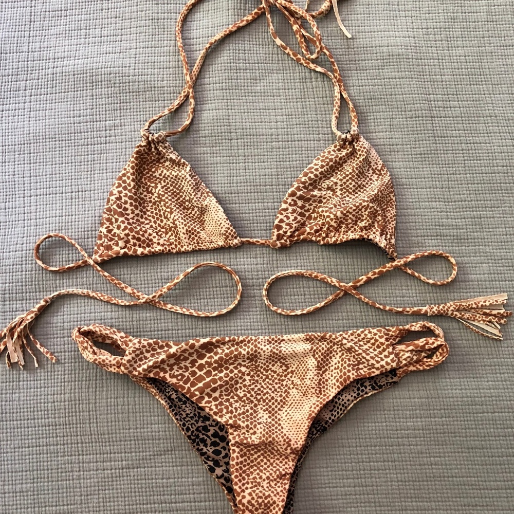 ACACIA Cannons Top & Ulu Bottom